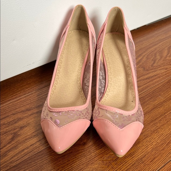 Elegant Pink Floral Women's Heels - Picture 4 of 7